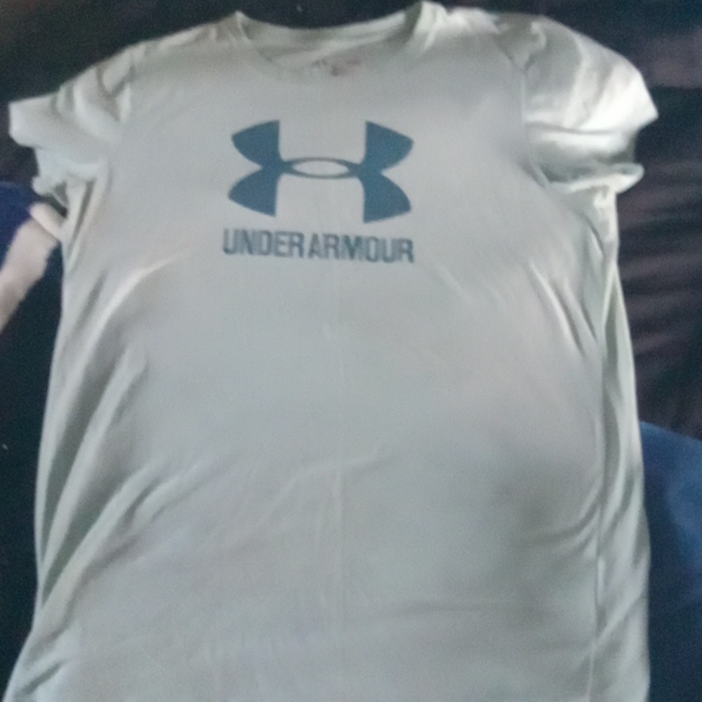 Aqua Under Armour outfit. Athletic outfit. Size Large
